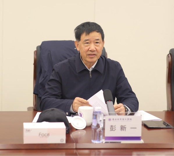 805de237-ae22-4738-9c16-76305869b6a3