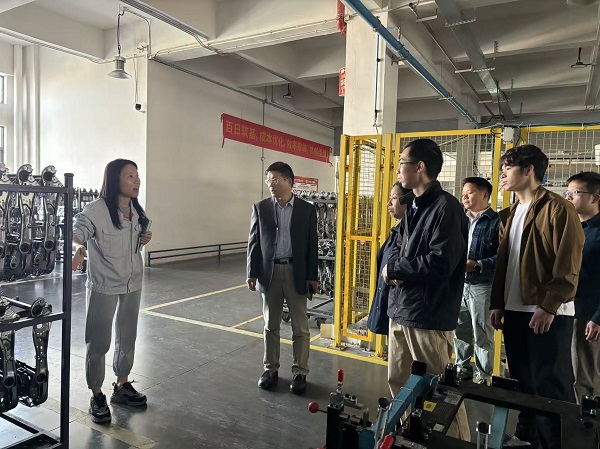 1b94e2aa-32ed-41a3-a217-7bb36dbe4b63