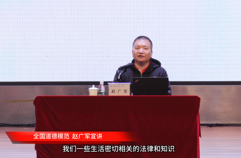 44696ff7-9390-44d5-b200-8aee9cd52745_s