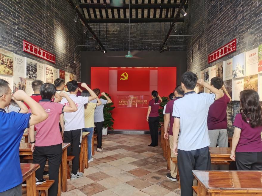 1b81e50d-3673-4798-a340-b70dd394a662