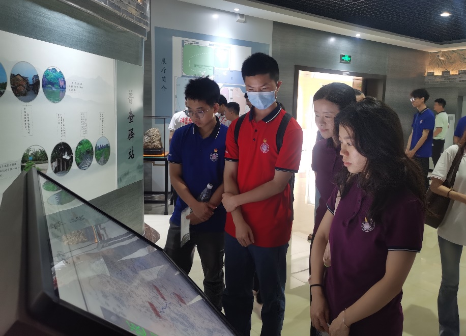 f0a0ac3c-f397-487c-964a-febfe207c95e