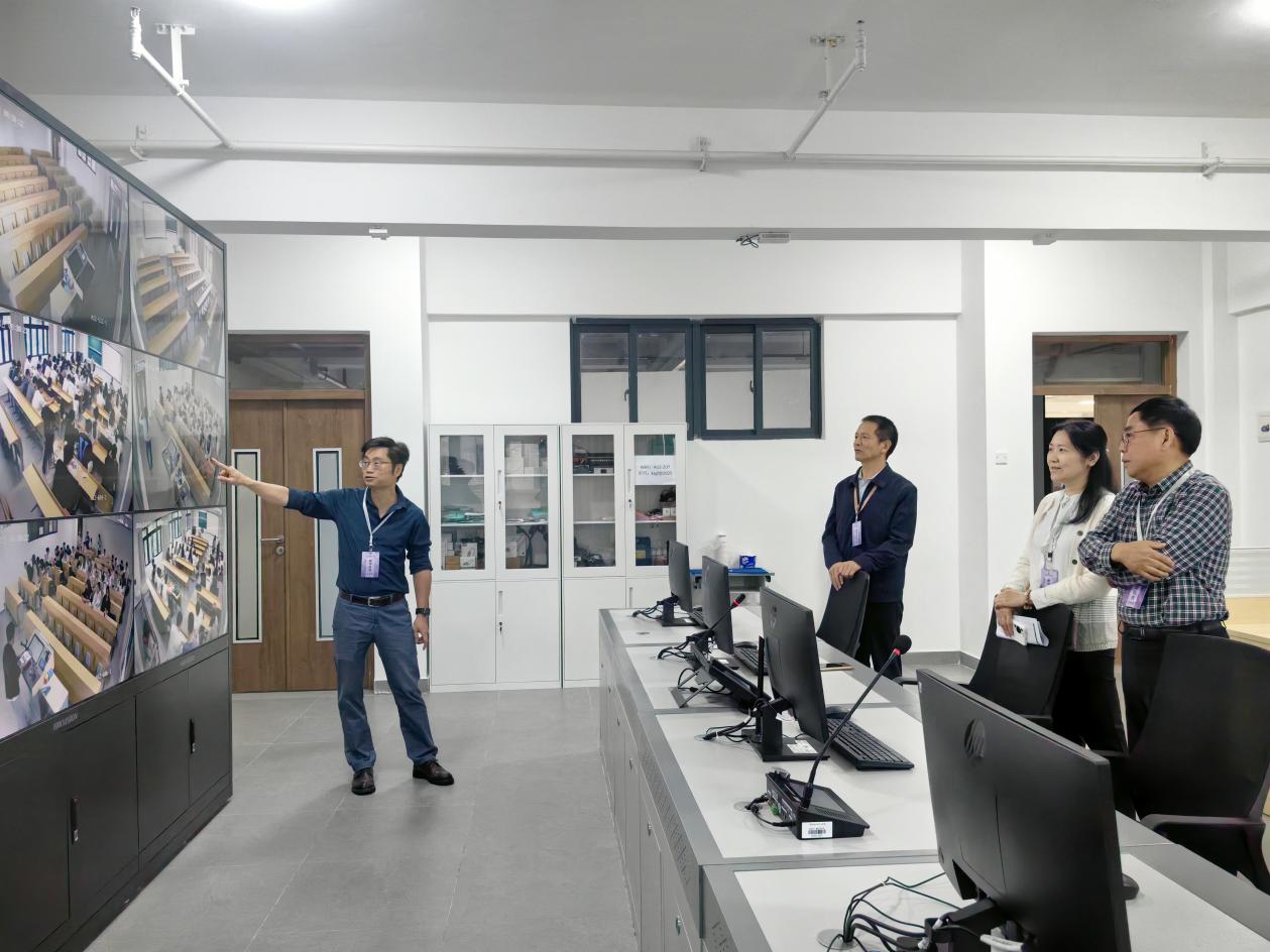 d2a10b76-c0c7-4fa1-be61-6c82aeb62103