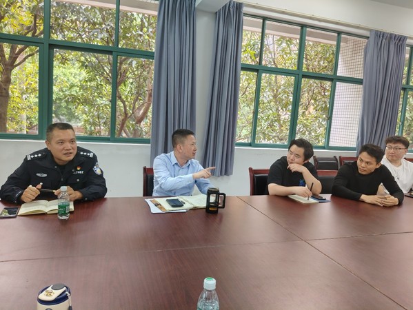 84dc2469-7788-48f2-9d91-ca3466f1cebf