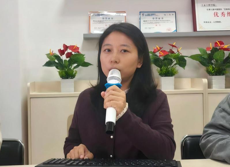 c6f89a9a-92b4-4bee-8982-87dcedbba1f6