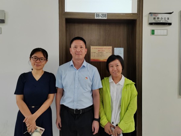 9901c7b4-6468-4290-8b92-9348331b3a69 9901c7b4-6468-4290-8b92-9348331b3a69