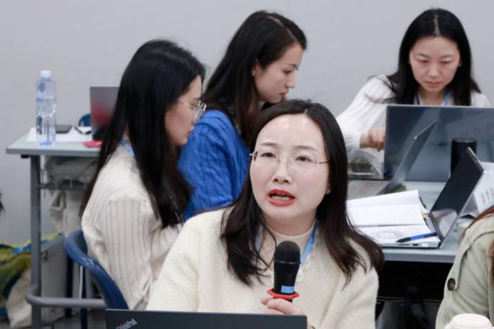 e3cb2a51-ccd5-4eee-8e89-82e6d09e1636