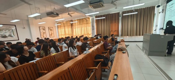 e67014a4-fa66-4646-a30d-eb7ea2483bd7