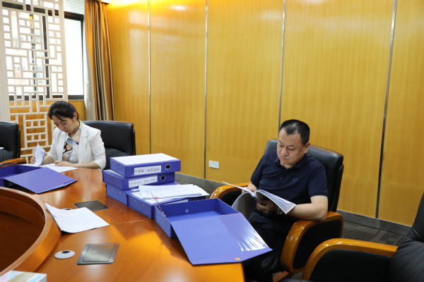 daaf70d4-4bd0-4795-baa5-309cea9f2bca