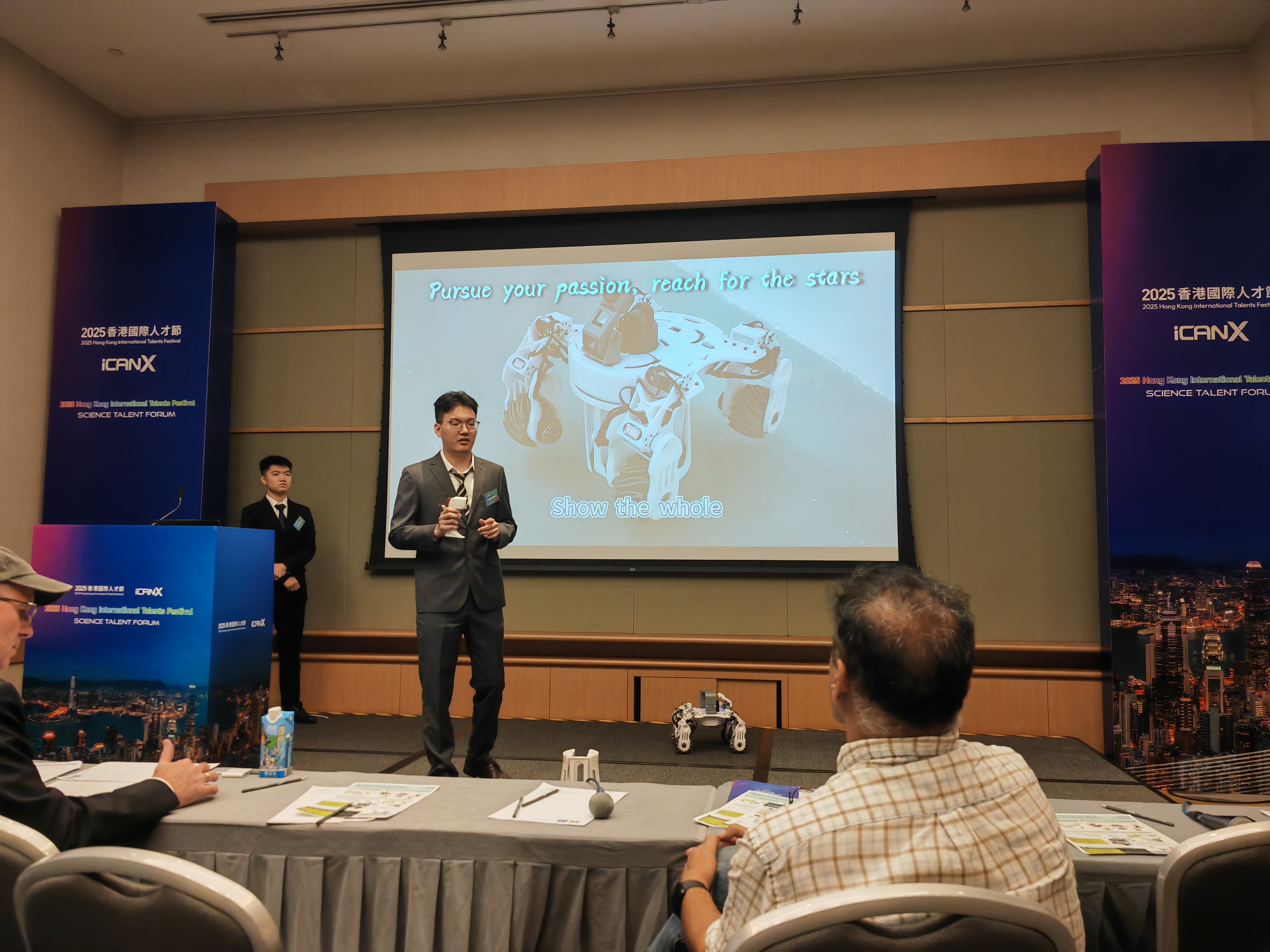 f946609f-60d9-4cba-8161-fa1ac7384e83