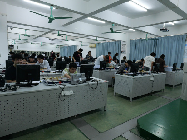 c8653286-8d21-494f-8067-98dd27cef83c