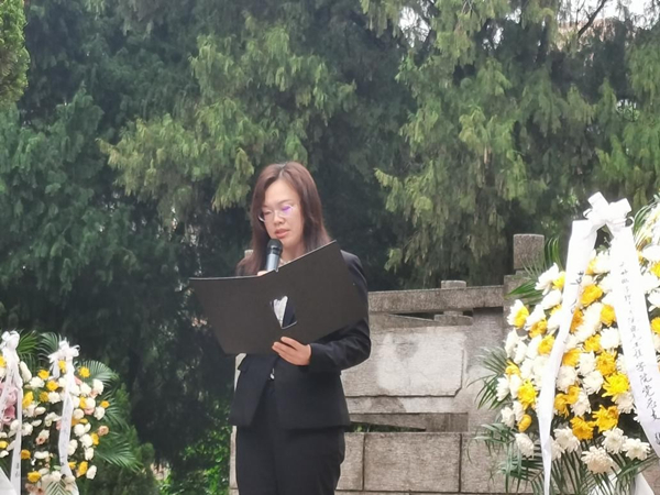 1483d19d-2352-4fa8-b3f4-c639b90bca44 1483d19d-2352-4fa8-b3f4-c639b90bca44