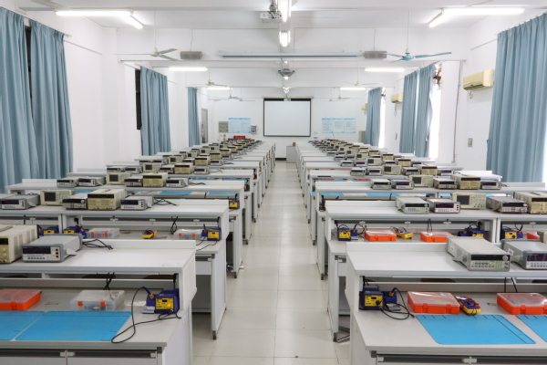 9ee2f0f5-2950-4dfb-8081-aeb10c2f55b4