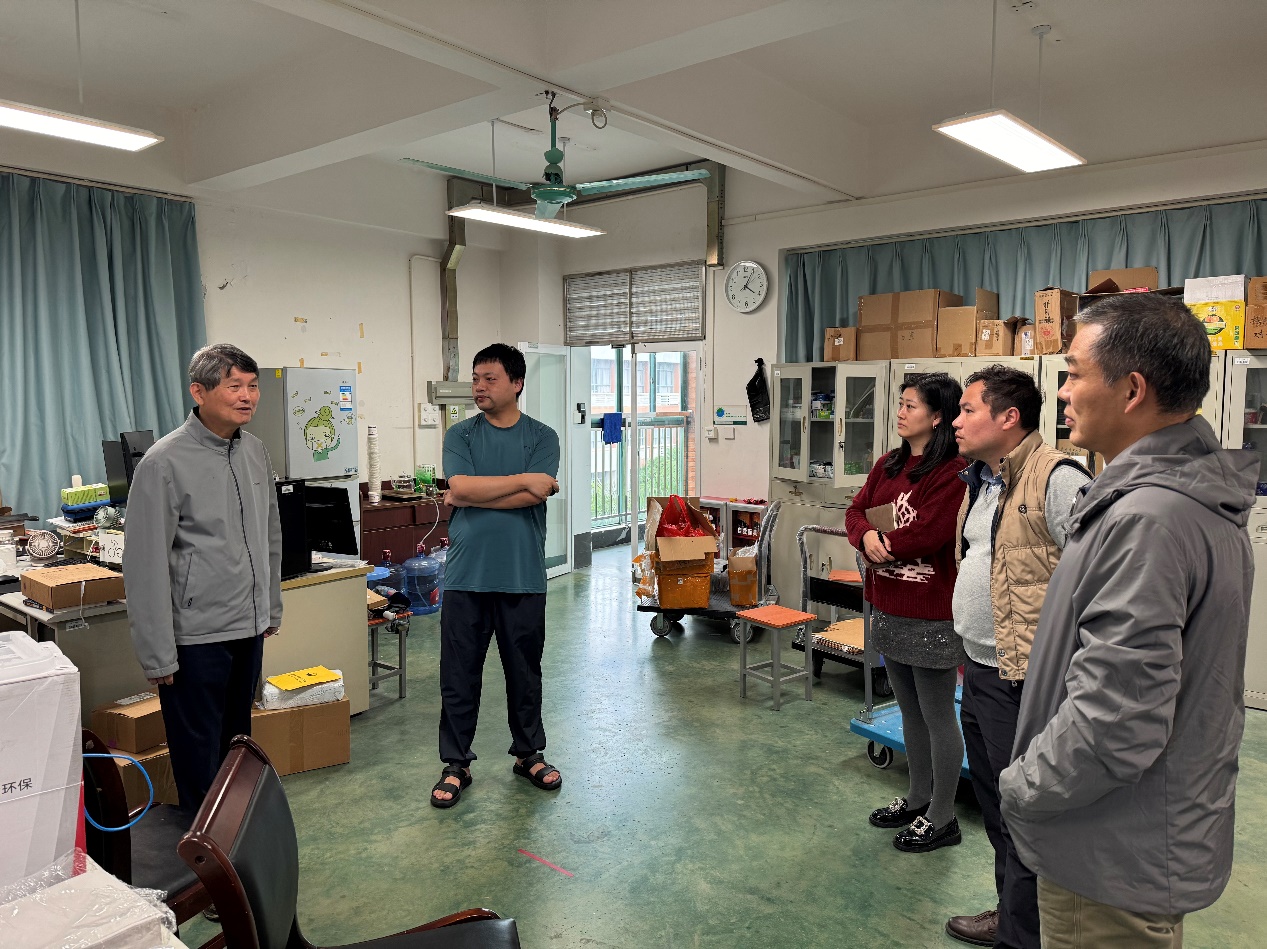 f16ba58c-0145-4071-a825-a667380c7554